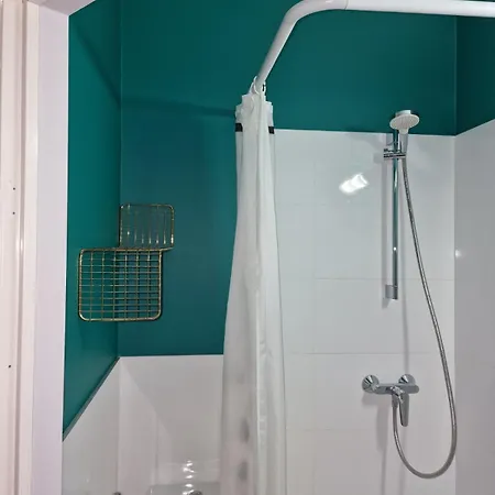 V Ajax Park National Stadium Apartment